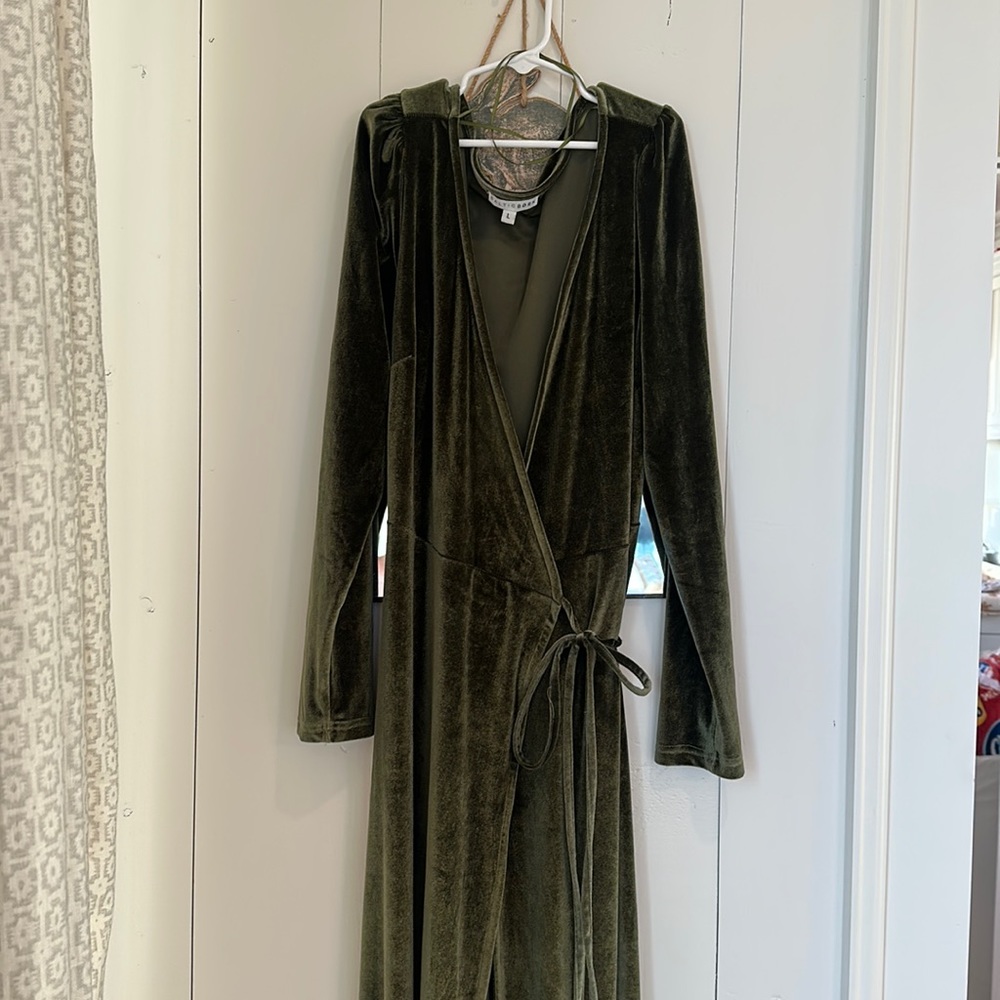 Baltic born velvet olive maxi dress - Esmeralda Wrap